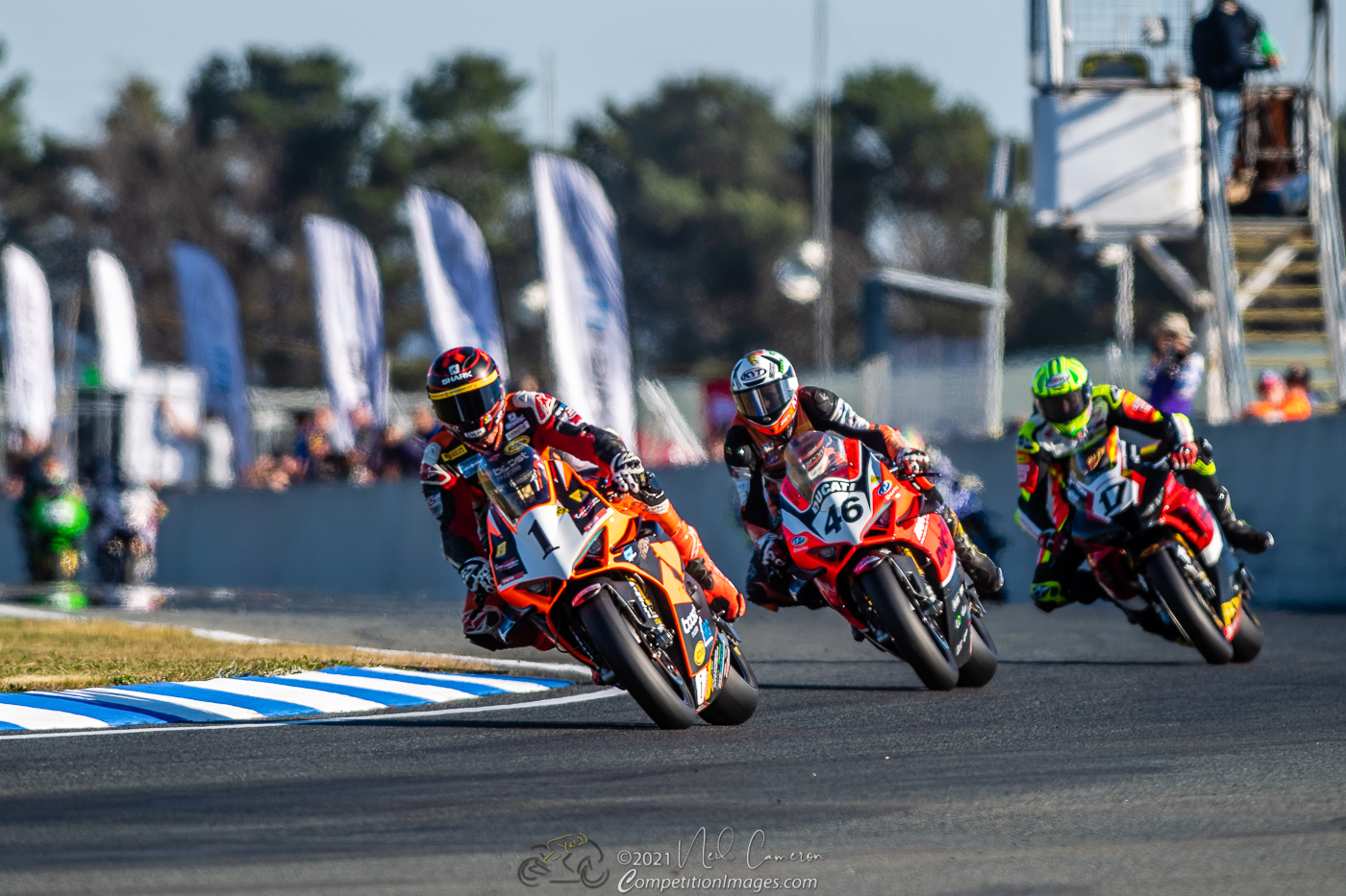 Maxwell, Jones, Herfoss