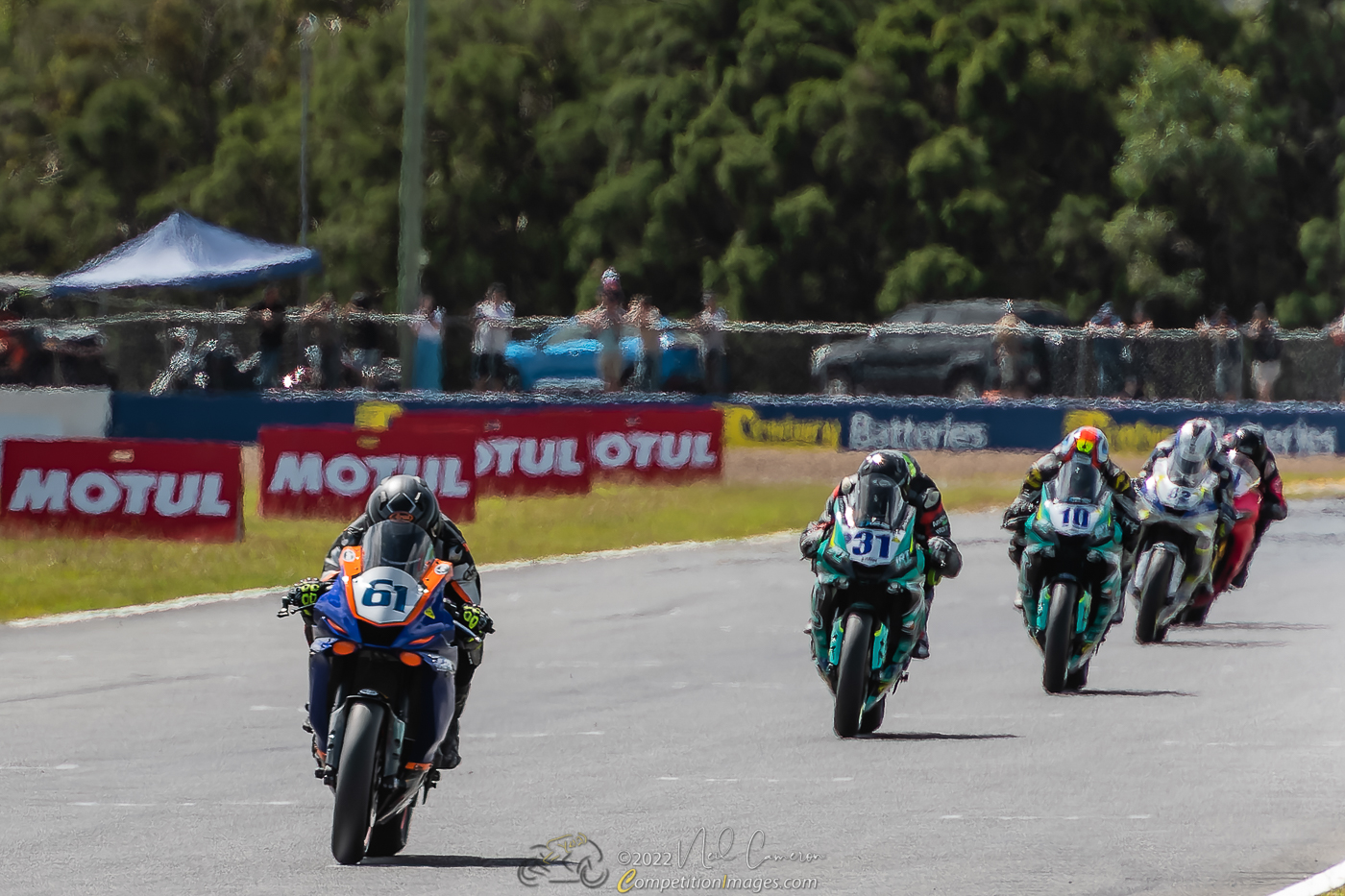 RHYS BELLING LEADS JOHN QUIN AND NOEL MAHON